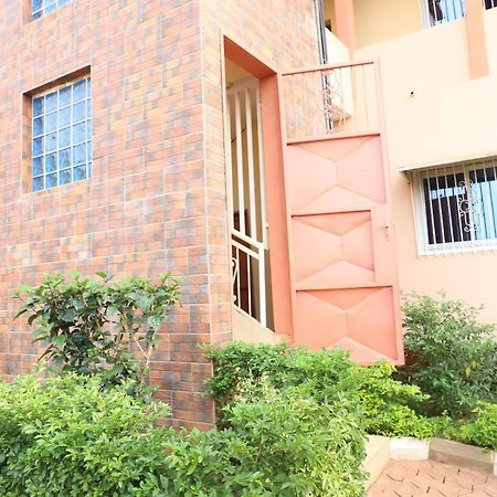 Vegas House Leilighet Yaoundé Eksteriør bilde